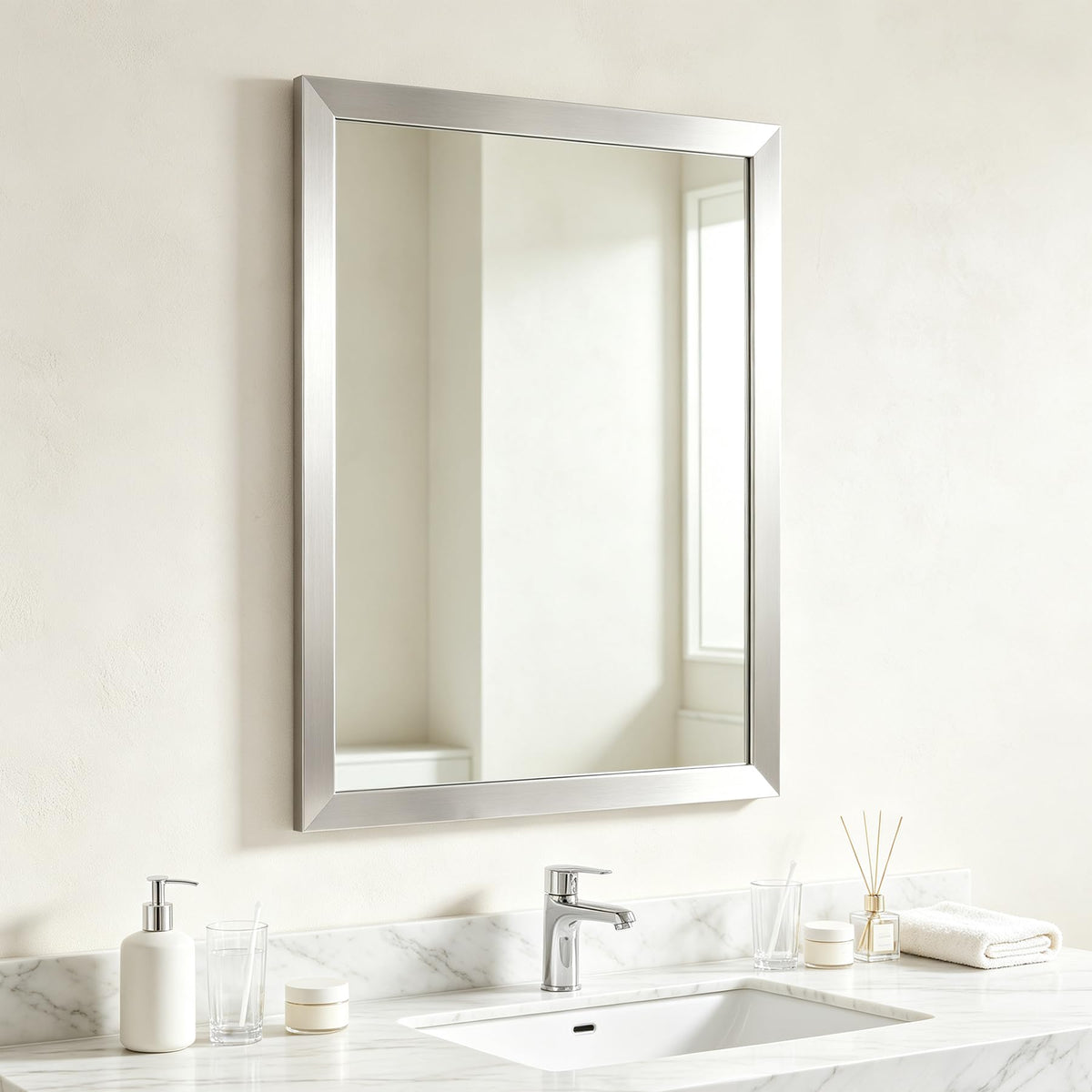 Ruomeng Wall Mirror Rectangle Decorative Mirror 12x16 Inch, Black