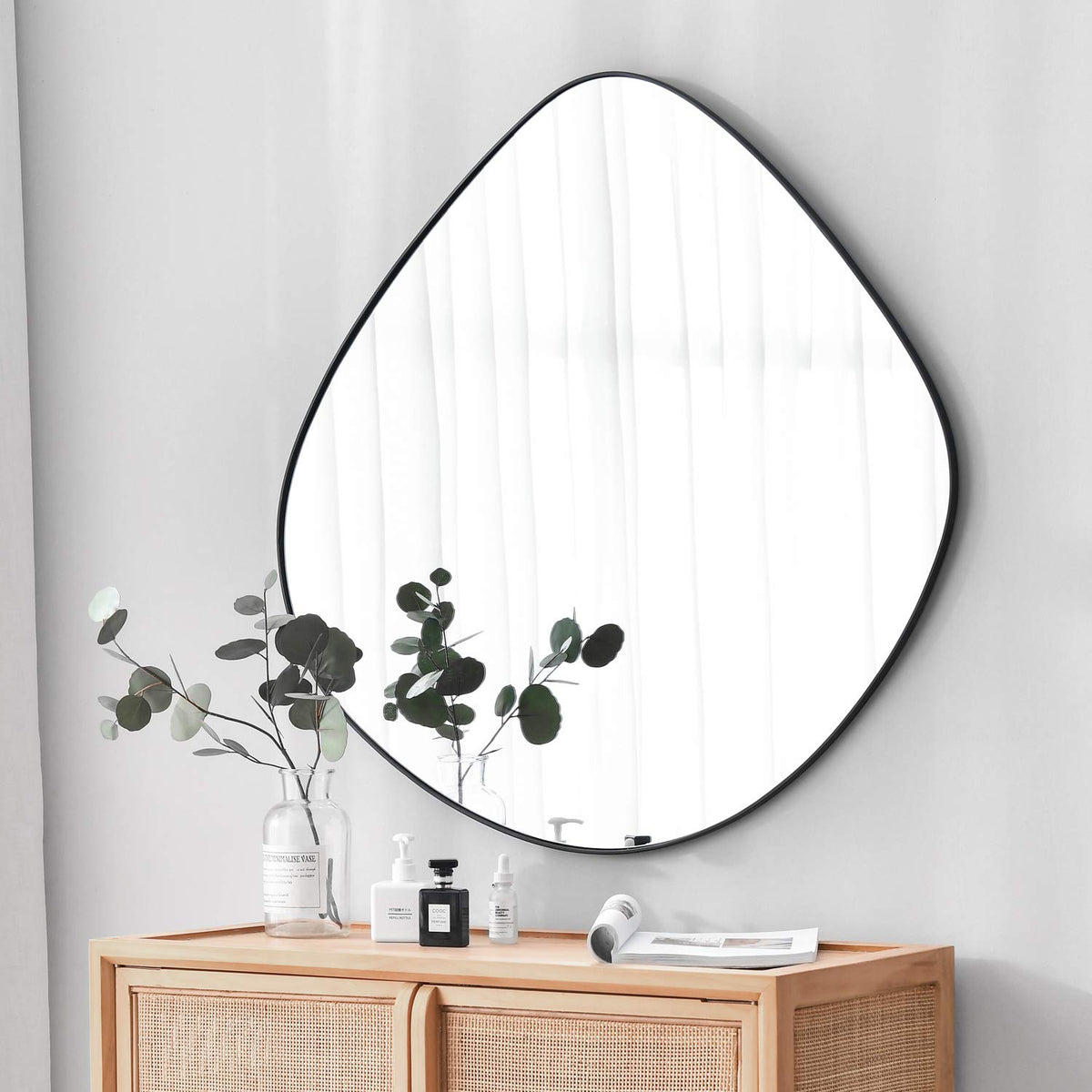 Asymmetrical Wall Mirror Matel Brass Framed Wall Mirror for Living Room Bedroom Bathroom Entryway Wall Decor 19.8" L x 19.0" W ELE-005G