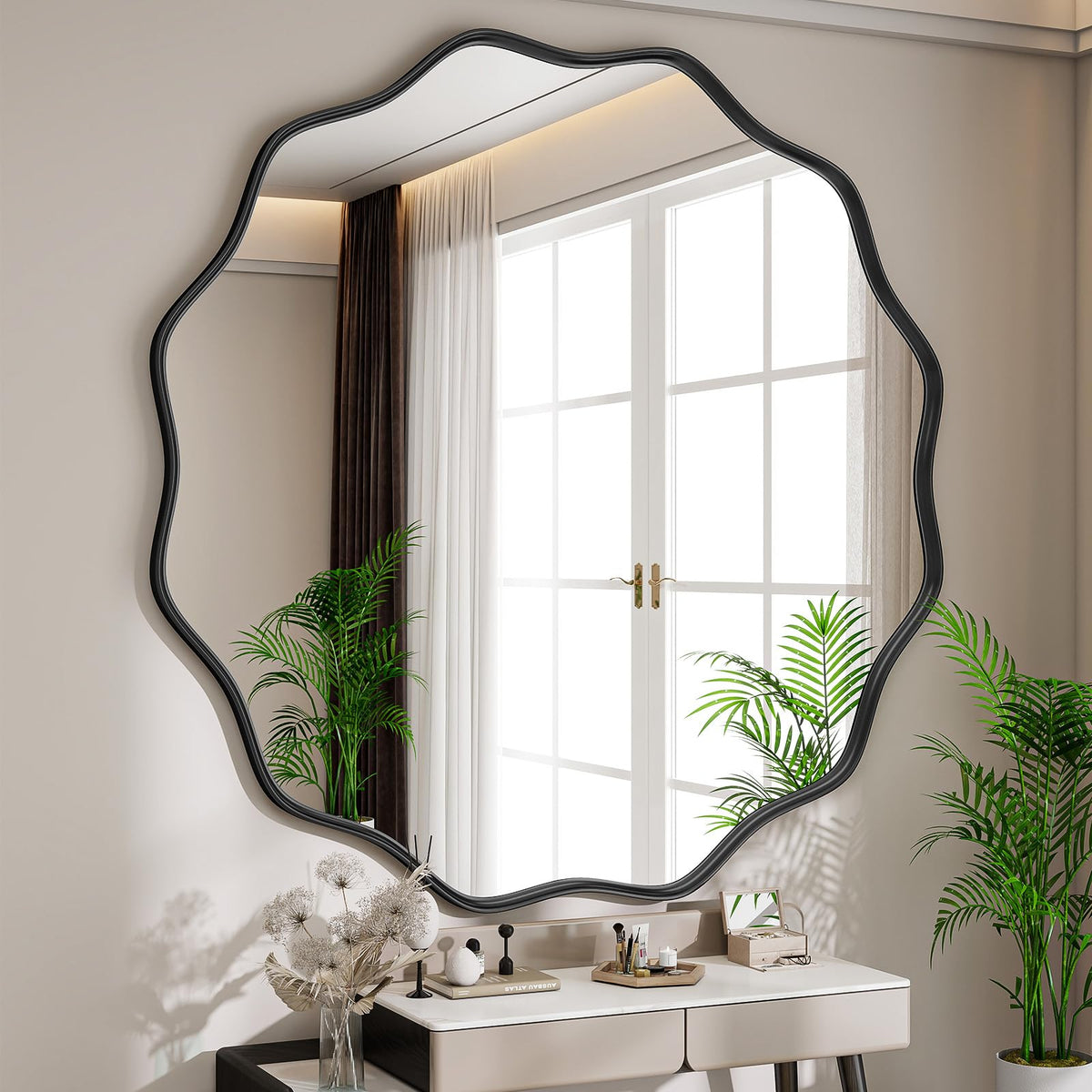 Wavy Round Mirror, 30" Scalloped Metal Frame Gold Circle Mirror